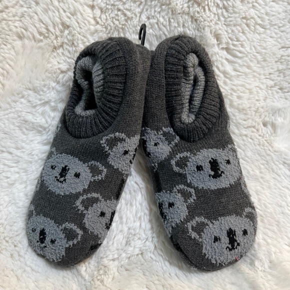 Koala Slippers Women’s Grey Fits Shoe Size 6-11 - Picture 1 of 4